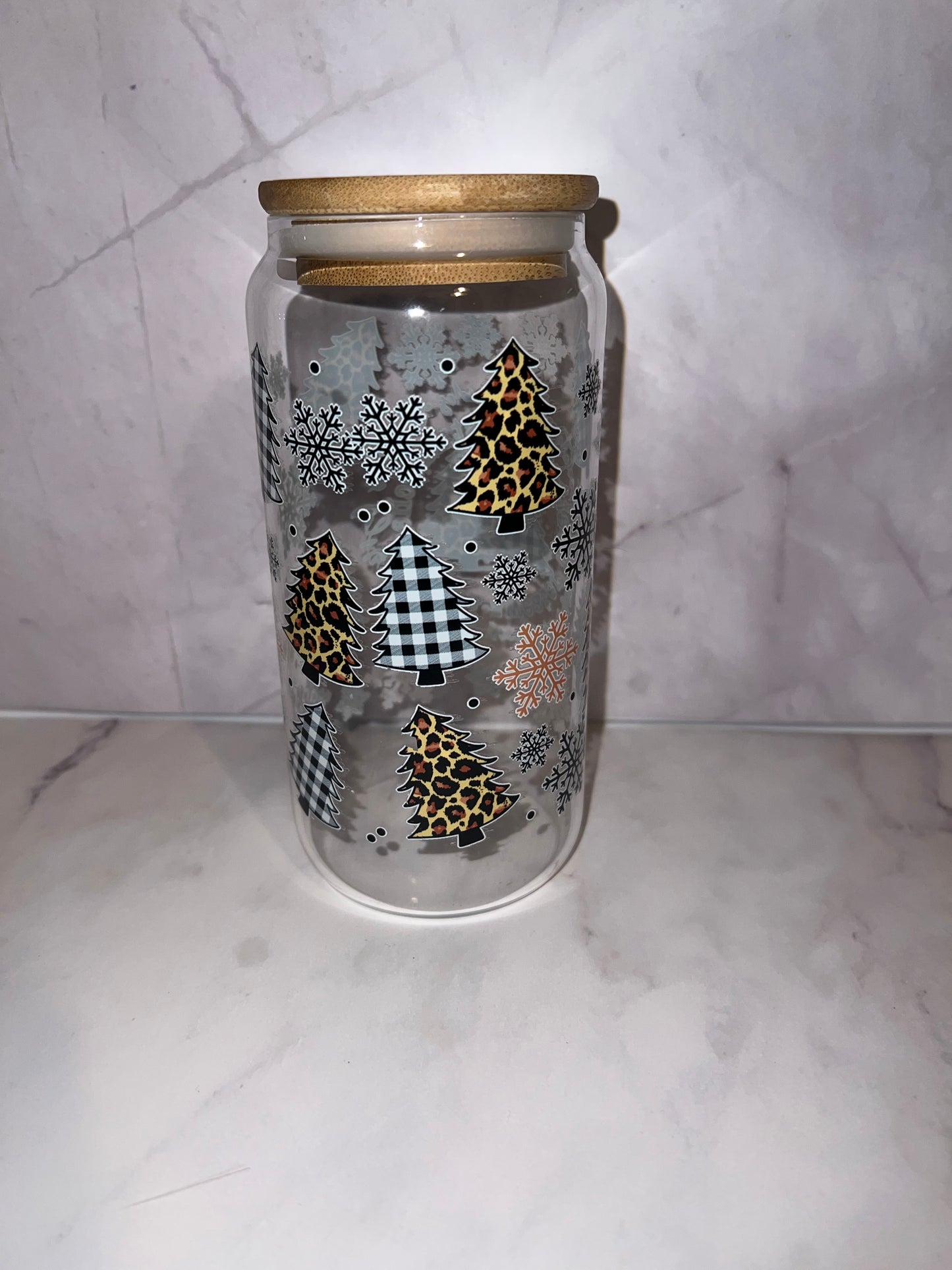 🎄 Christmas Trees 16 oz Glass Tumbler – Buffalo Plaid & Leopard Edition