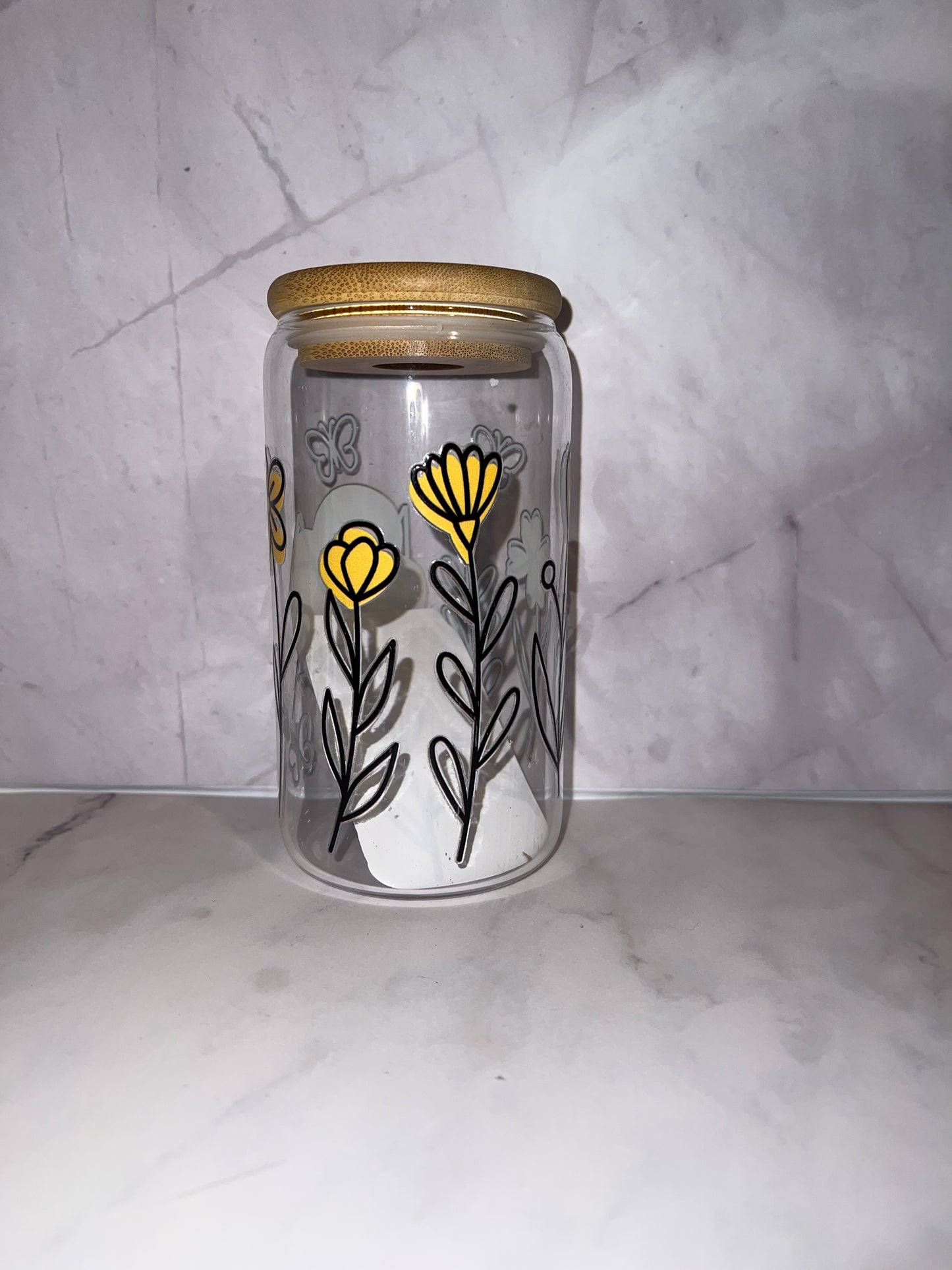 🌼 MAMA – 16 oz Glass Tumbler (Butterflies & Floral)